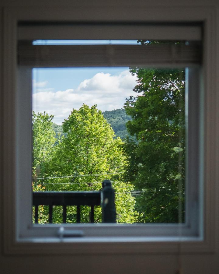 French Countryside Chic 2-Bedroom Chalet Prince Mont-Tremblant Kültér fotó
